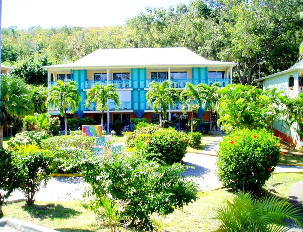 Color Garden - Studio Martinique Sainte-Anne Exterior photo